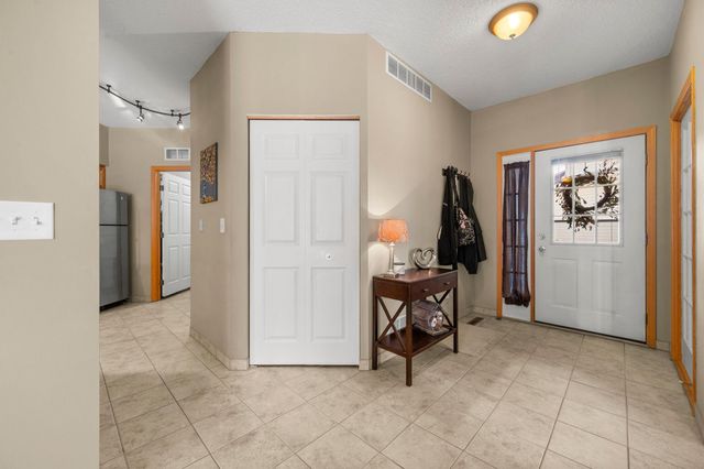 2122 Water Lilly Lane 1206, Eagan, MN 55122