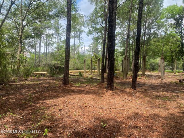 10063 River Drive, Bay Saint Louis, MS 39520