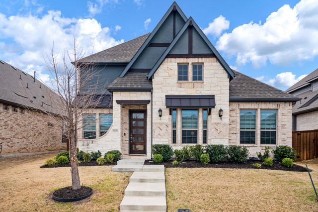 12629 Mercer Parkway, Farmers Branch, TX 75234