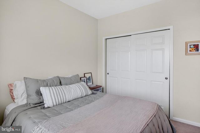 627 TIMBERLAKE DR, Ewing, NJ 08618