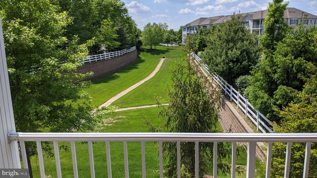 627 TIMBERLAKE DR, Ewing, NJ 08618