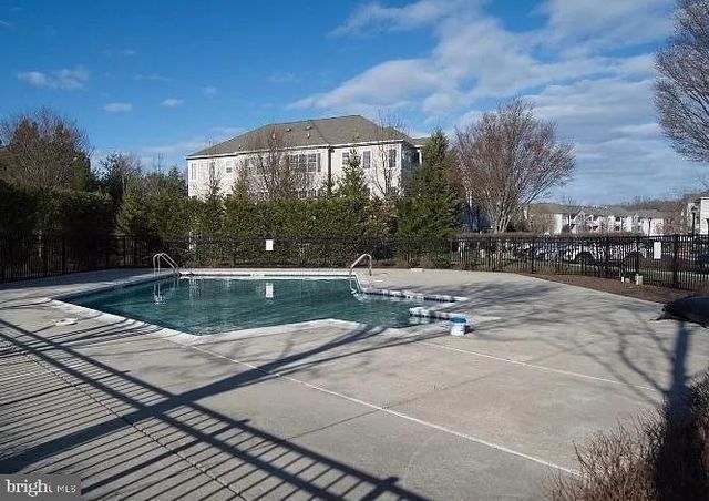 627 TIMBERLAKE DR, Ewing, NJ 08618