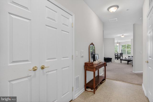 627 TIMBERLAKE DR, Ewing, NJ 08618