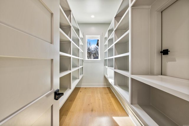 7130 Moonview Place, Alexander, AR 72002