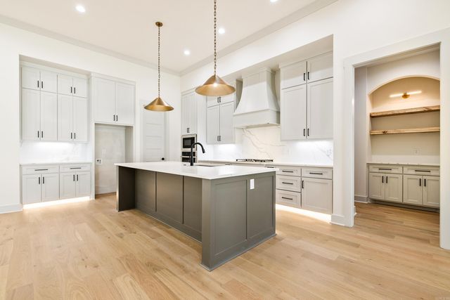 7130 Moonview Place, Alexander, AR 72002