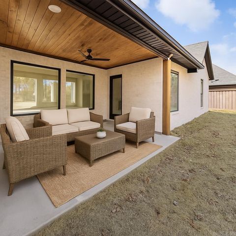 7130 Moonview Place, Alexander, AR 72002