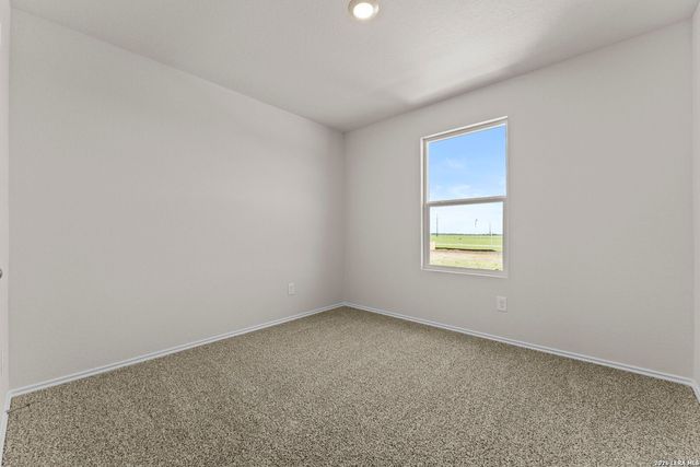 1034 Gladys Run, Seguin, TX 78155