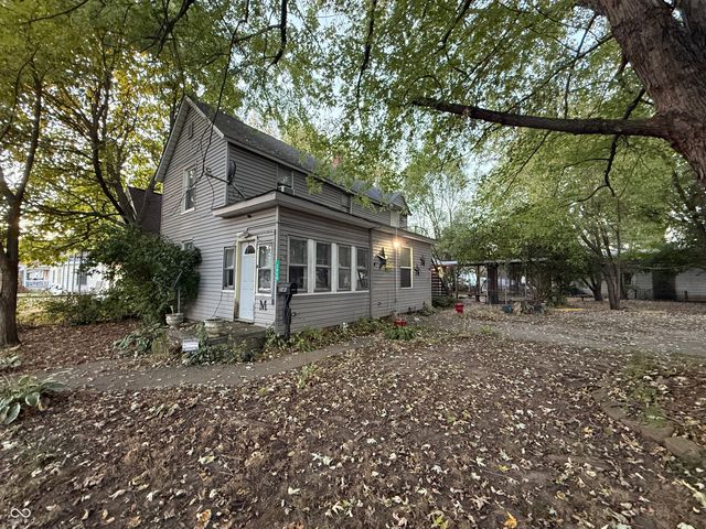 2040 Plum Street, Terre Haute, IN 47804