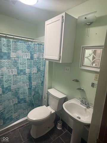 2040 Plum Street, Terre Haute, IN 47804
