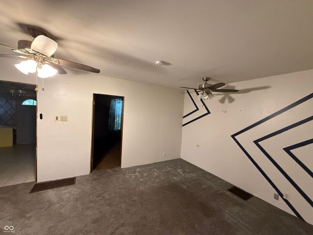 2040 Plum Street, Terre Haute, IN 47804
