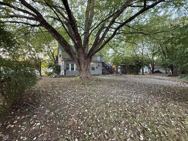2040 Plum Street, Terre Haute, IN 47804