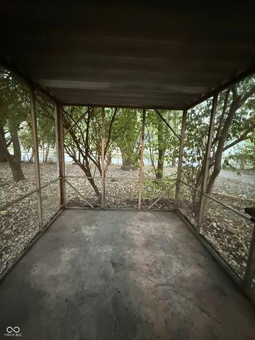 2040 Plum Street, Terre Haute, IN 47804
