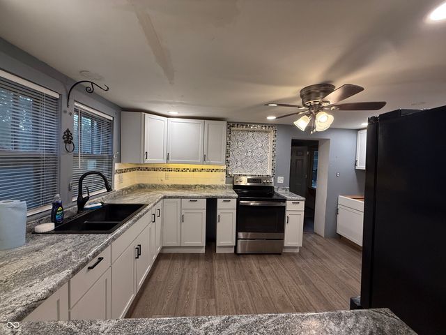 2040 Plum Street, Terre Haute, IN 47804