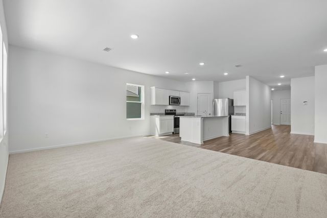 161 Admiral St, Conway, SC 29526
