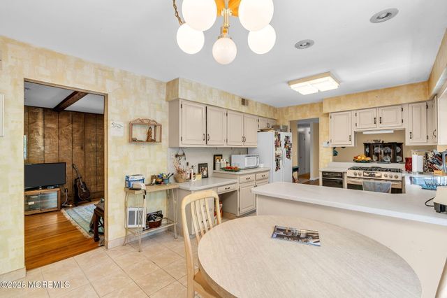 2528 Whitesville Road, Toms River, NJ 08755
