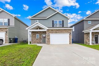 2530 Snow Creek Road NE, Hickory, NC 28601