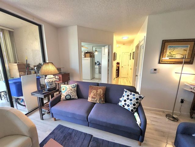 4300 NW 30th Street 147, Coconut Creek, FL 33066