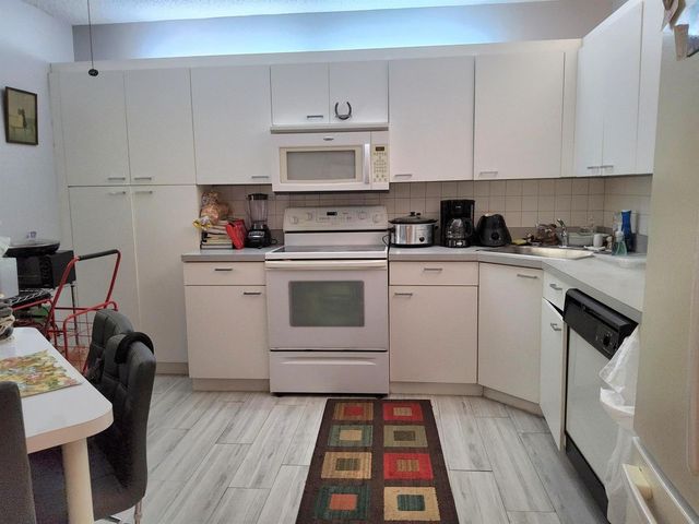 4300 NW 30th Street 147, Coconut Creek, FL 33066
