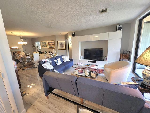 4300 NW 30th Street 147, Coconut Creek, FL 33066