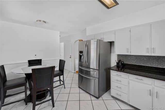 5 E 4th Street, Huntington Station, NY 11746