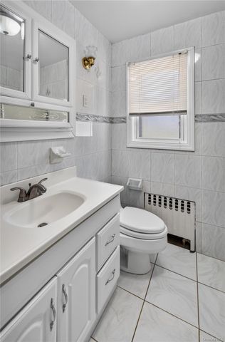 5 E 4th Street, Huntington Station, NY 11746