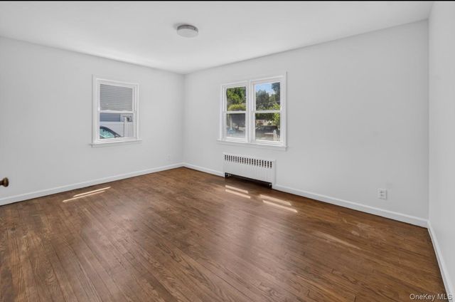 5 E 4th Street, Huntington Station, NY 11746