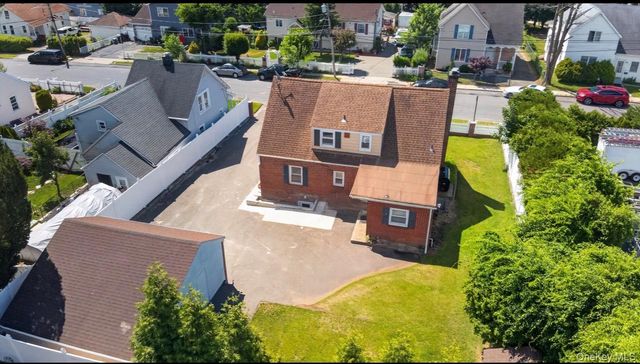 5 E 4th Street, Huntington Station, NY 11746