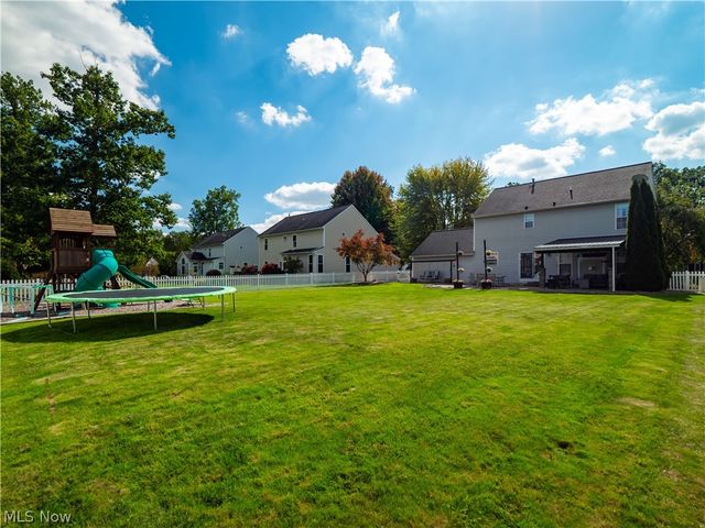 27008 Cascade Court, Olmsted Falls, OH 44138