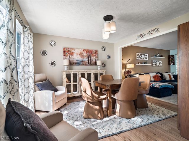 27008 Cascade Court, Olmsted Falls, OH 44138