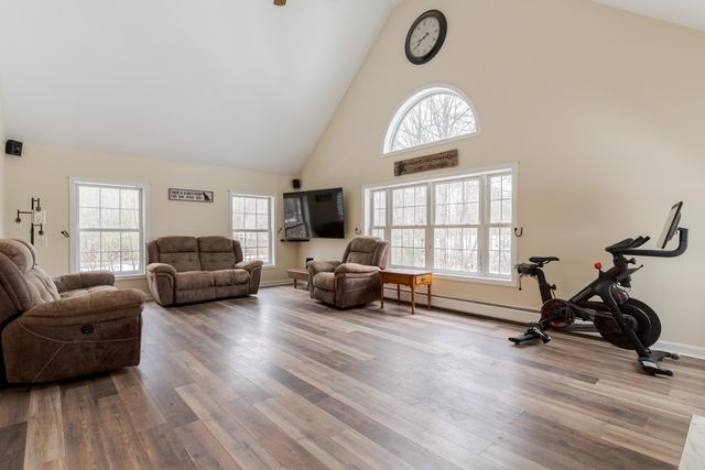 94 Winkley Farm Lane, Rochester, NH 03867