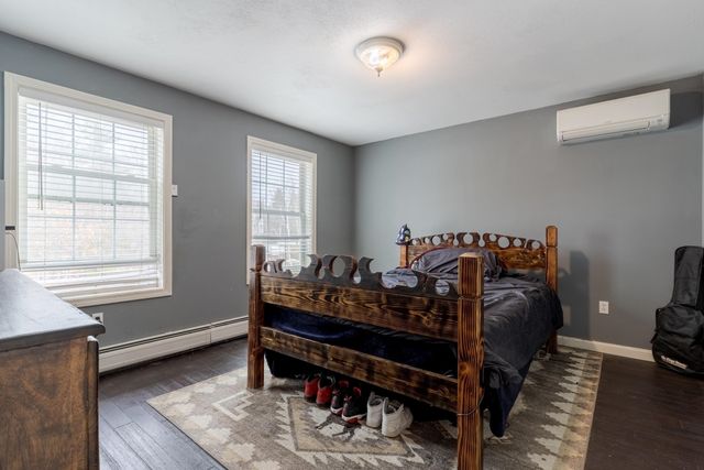 94 Winkley Farm Lane, Rochester, NH 03867