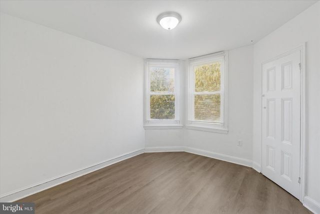 2329 W THOMPSON ST, Philadelphia, PA 19121