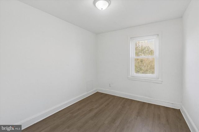 2329 W THOMPSON ST, Philadelphia, PA 19121