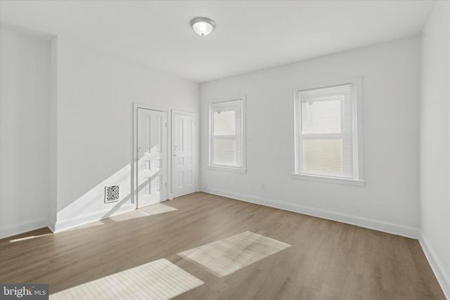 2329 W THOMPSON ST, Philadelphia, PA 19121