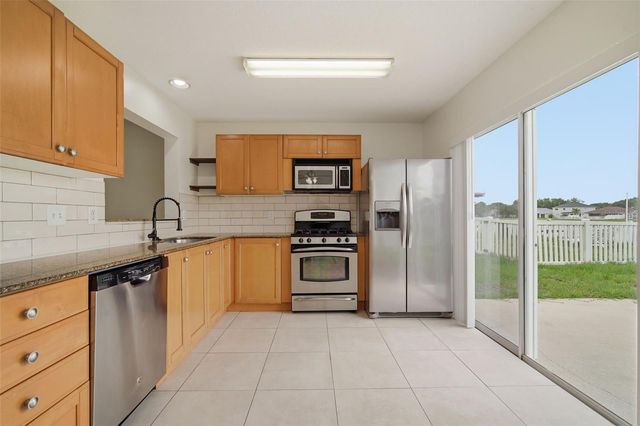 10604 LAKESIDE VISTA DRIVE, Riverview, FL 33569