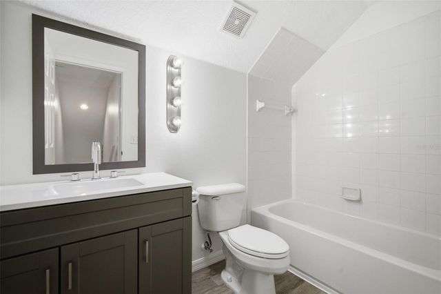 10604 LAKESIDE VISTA DRIVE, Riverview, FL 33569