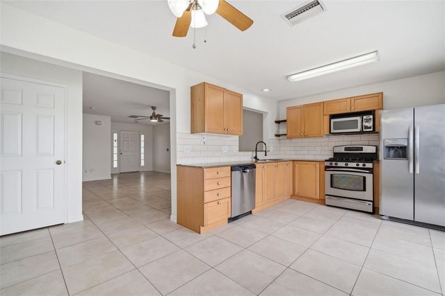 10604 LAKESIDE VISTA DRIVE, Riverview, FL 33569