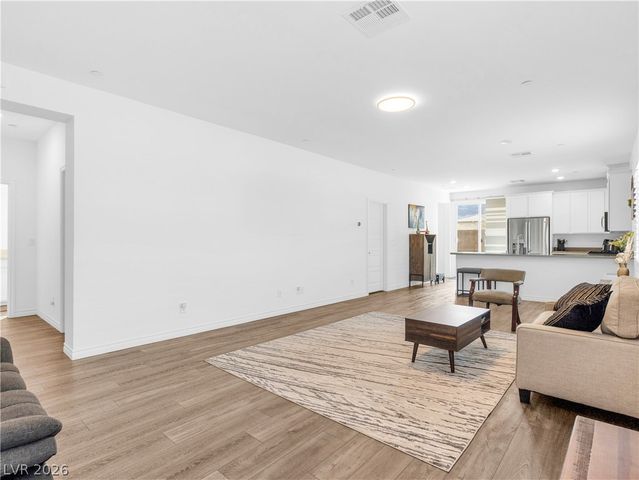 287 Fletcher Falls Street, Henderson, NV 89015