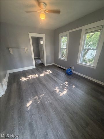 10706 Reno Avenue, Cleveland, OH 44105