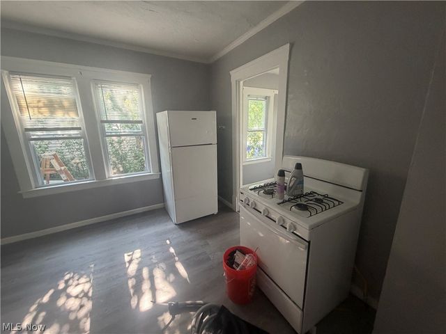 10706 Reno Avenue, Cleveland, OH 44105