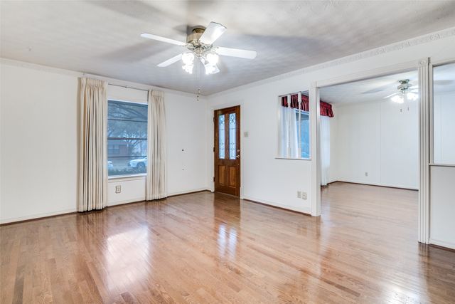 1229 Tanager Lane, Garland, TX 75042