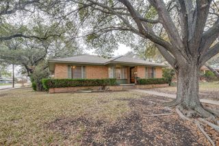 1229 Tanager Lane, Garland, TX 75042