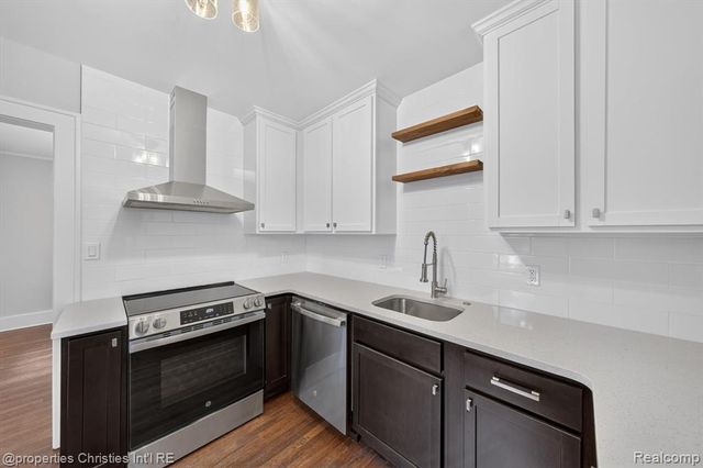 609 Forestdale Road, Royal Oak, MI 48067