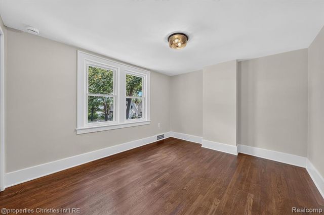 609 Forestdale Road, Royal Oak, MI 48067