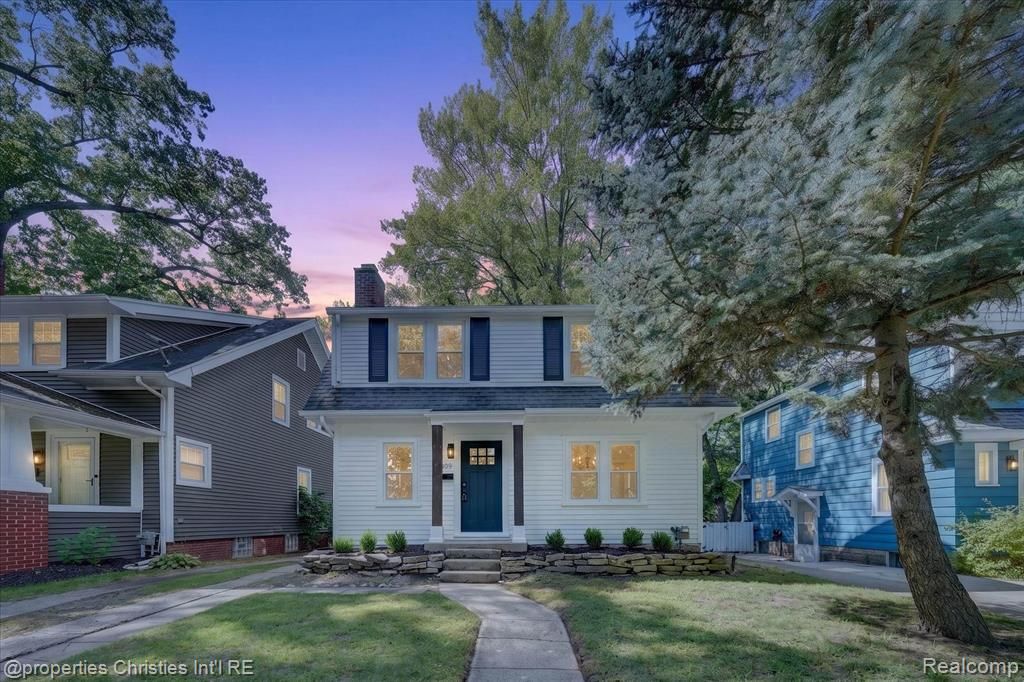 609 Forestdale Road, Royal Oak, MI 48067