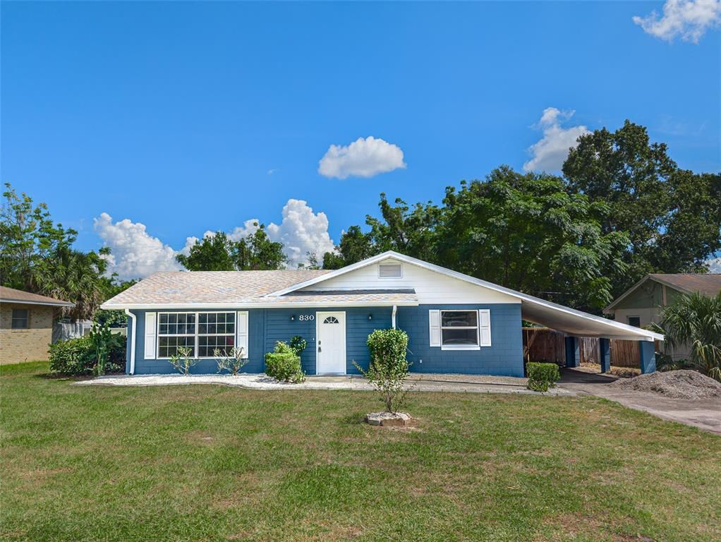 830 N SUNSET DRIVE, Mount Dora, FL 32757