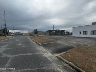 852 W 5th Street, Washington, NC 27889