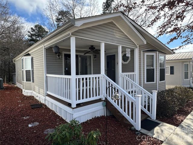 129 Club House Drive, New London, NC 28127