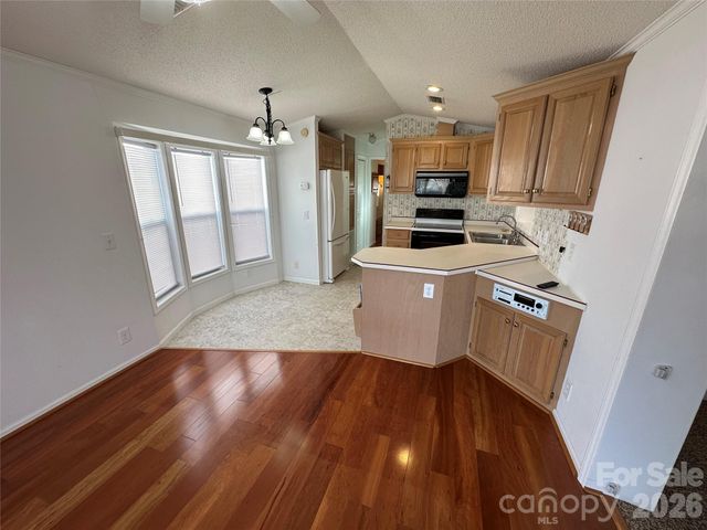 129 Club House Drive, New London, NC 28127