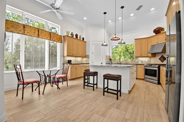 10 S WATERVIEW DRIVE, Palm Coast, FL 32137